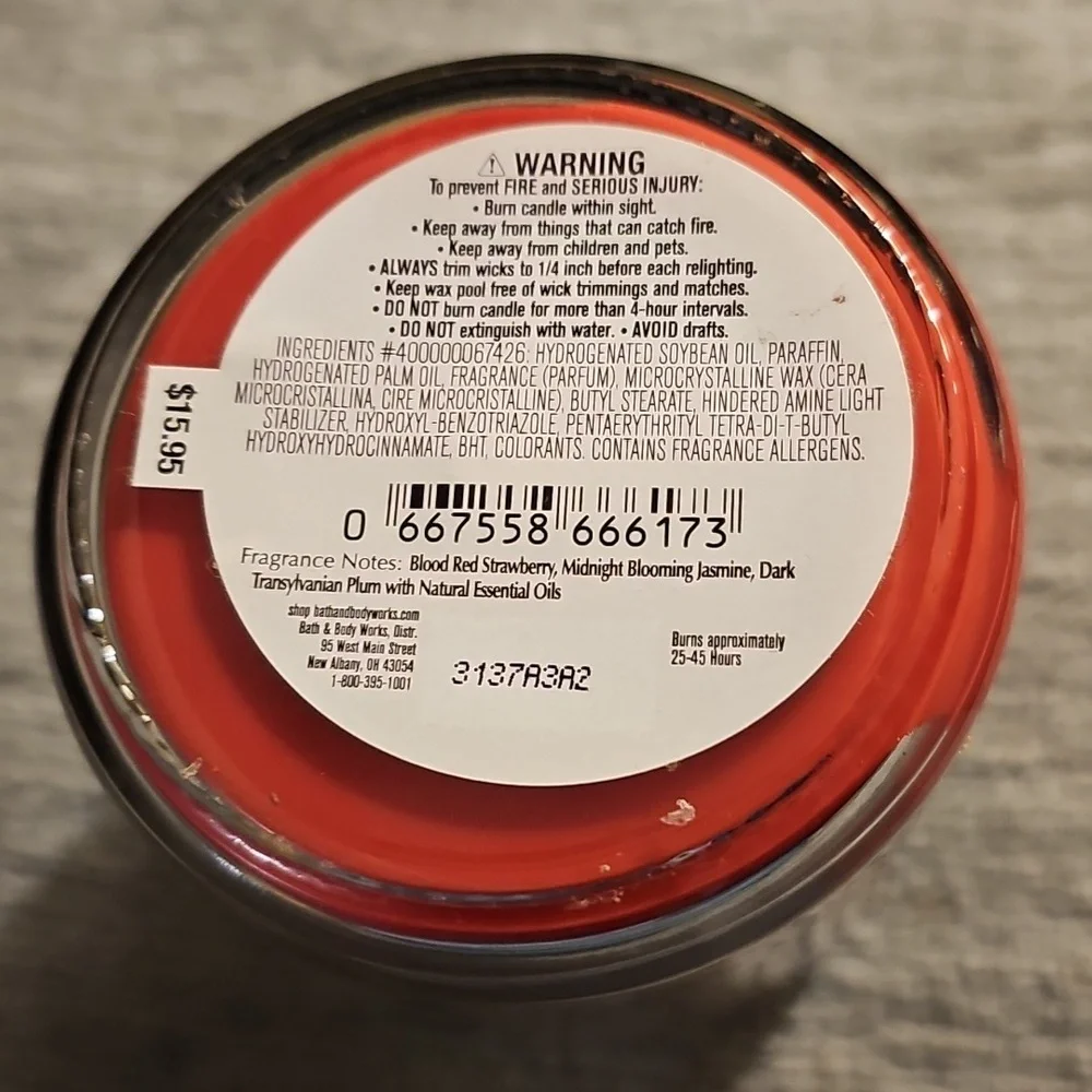Vampire Blood Single Wick Bath & Body Works 7 oz NWT